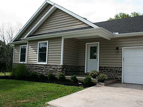 2nd image of 825 Roger Dr