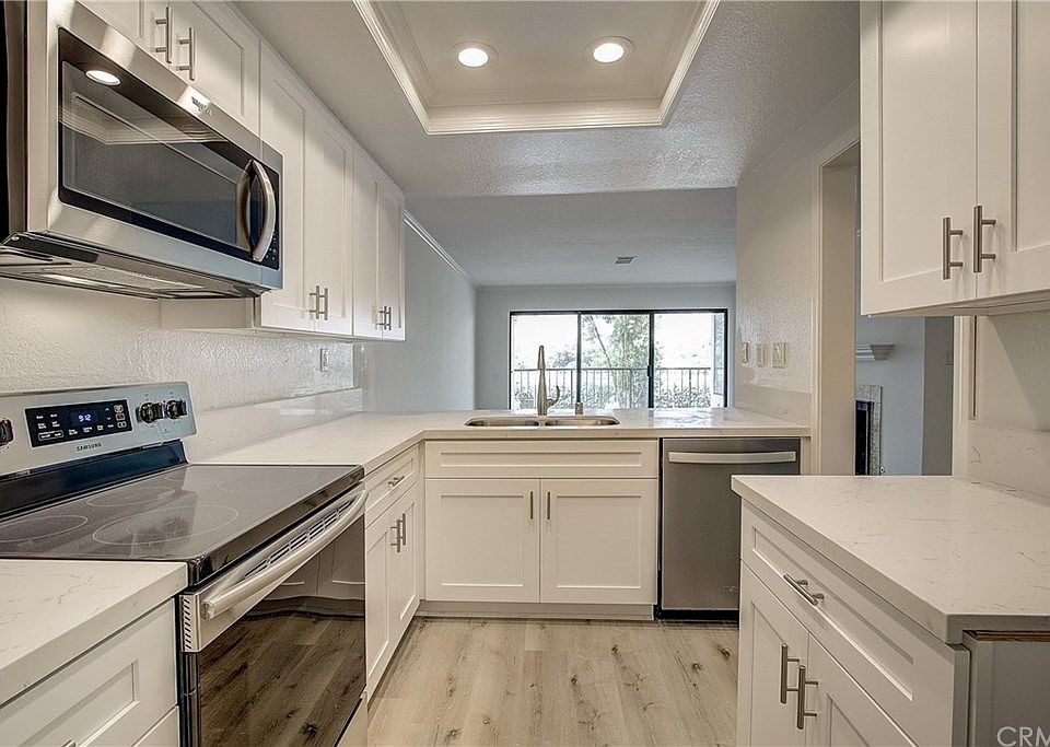 1st image of 2111 Apricot Dr #2111