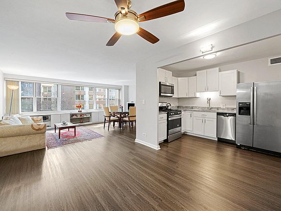 3rd image of 850 N Dewitt Pl APT 6E