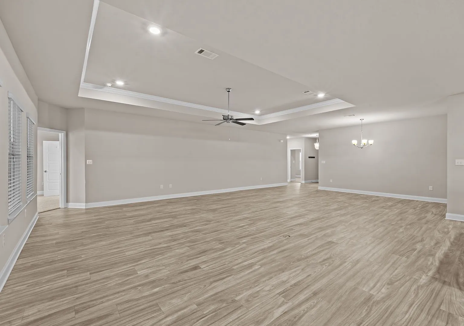 4 Bedroom In Long Beach — Photo 4