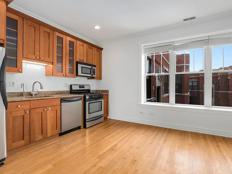 2707 N Mildred Ave #3B — Photo 2