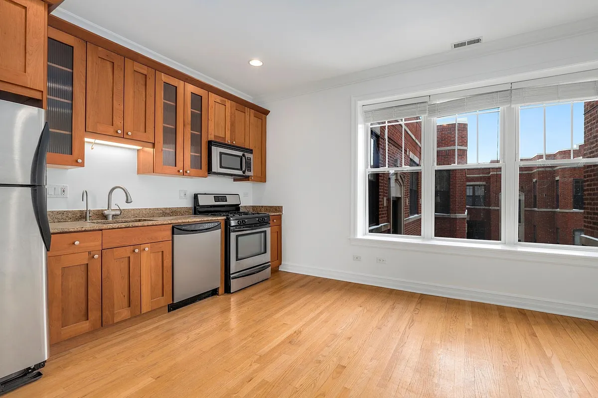 Building Photo - 2707 N Mildred Ave #3B