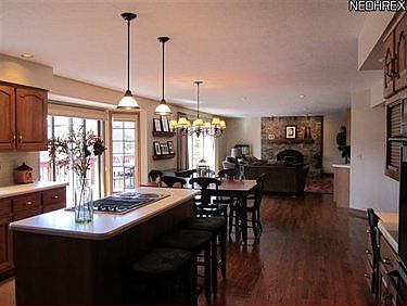 5th image of 4554 Woodbridge Ln