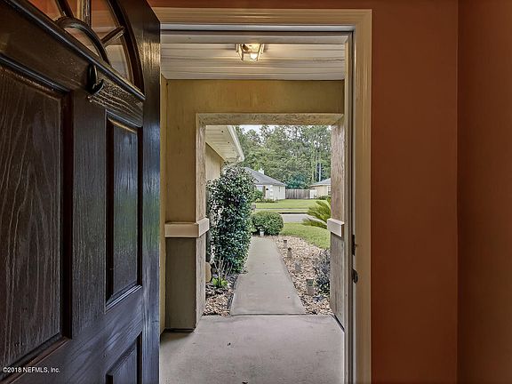 4th image of 1545 Porter Lakes Dr