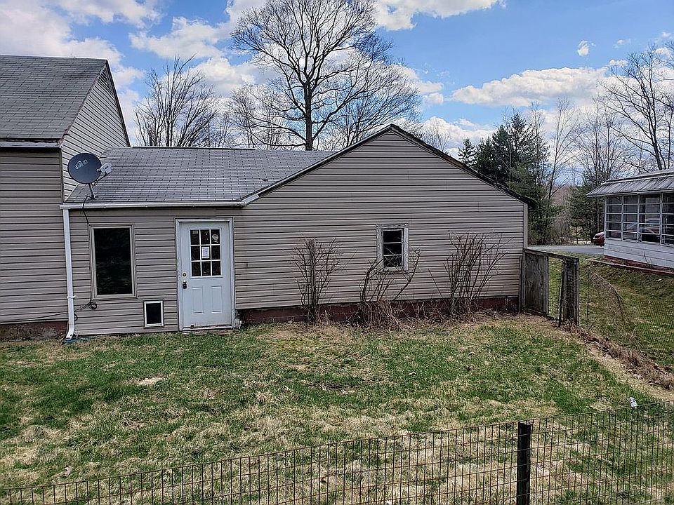 1st image of 194 Lincoln Dr