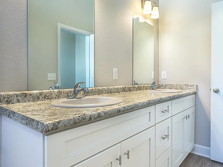 2170 Capital Cir SE #MULTIPLE — Photo 17