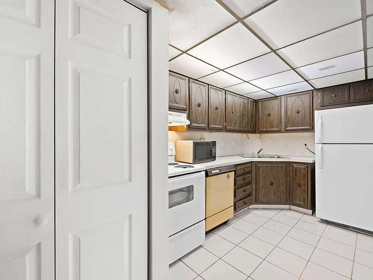 3101 Oakland Shores Dr #H108 — Photo 6