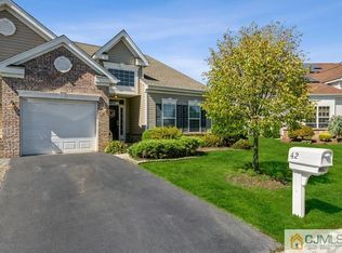 42 Diamond Spring Dr, Monroe Township, NJ 08831