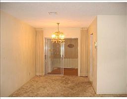 4th image of 6704 NW 71st Ct