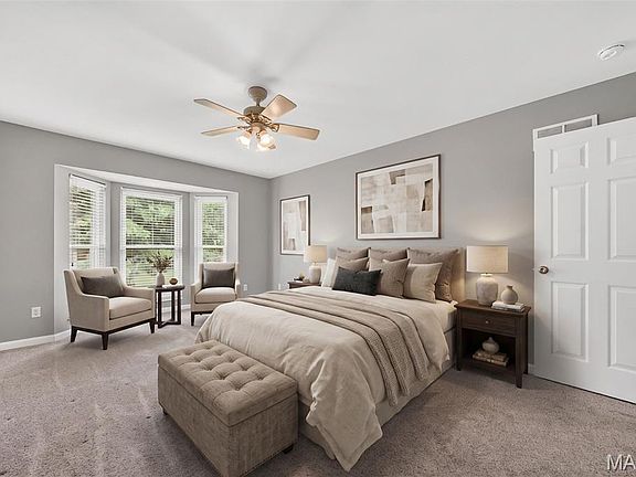 4th image of 249 Kildare Ct