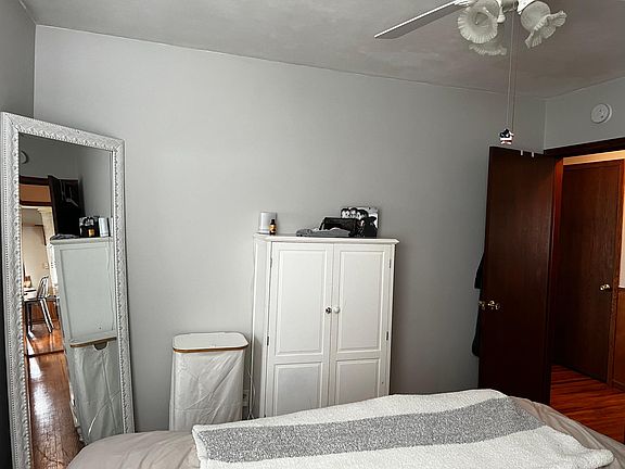 5th image of 2631 2nd Ave E