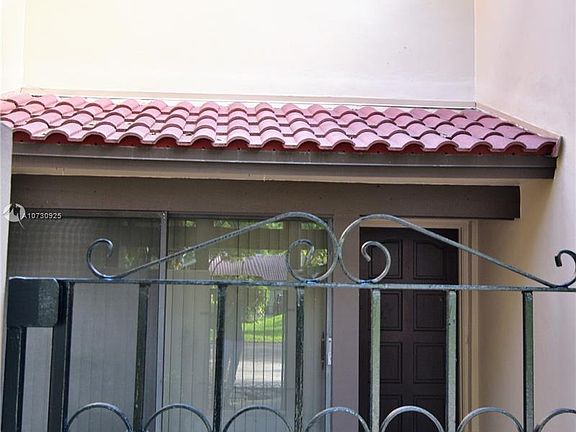 2nd image of 3607 Estepona Ave #D-26