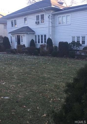 1st image of 304 E Lincoln Ave