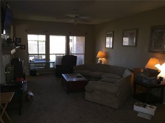 4th image of 10412 Holly Grove Dr