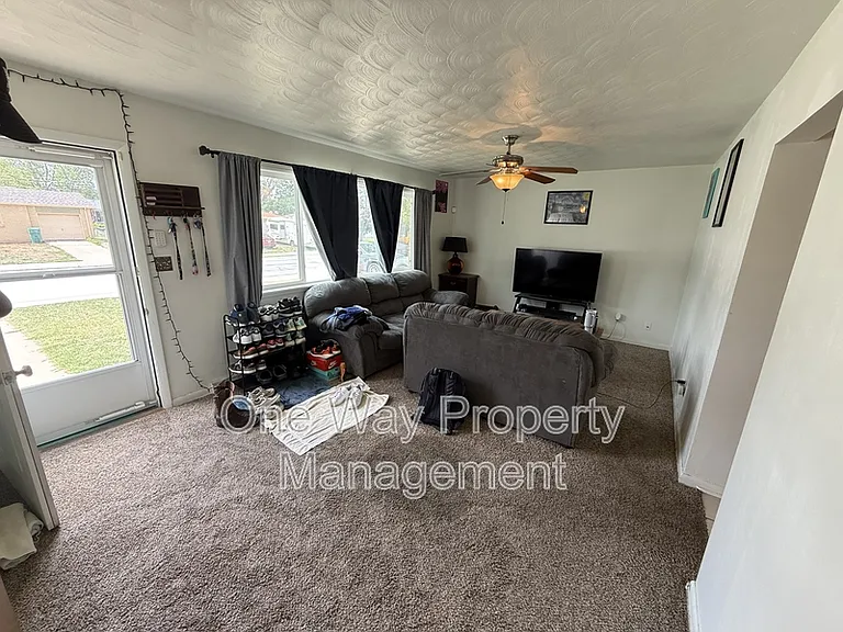 500 26th Avenue Ct — Photo 8