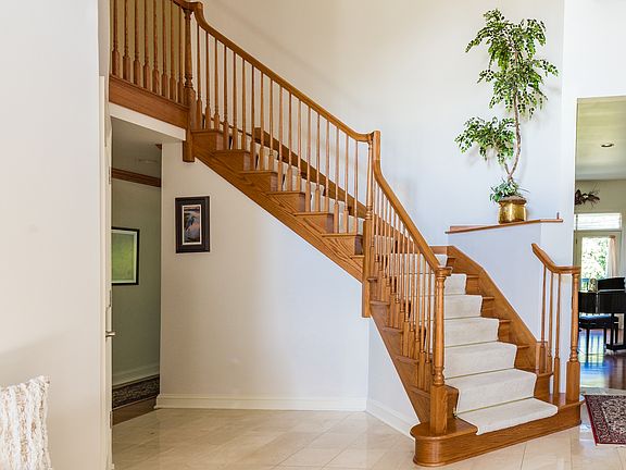 4th image of 28531 Waterview Dr