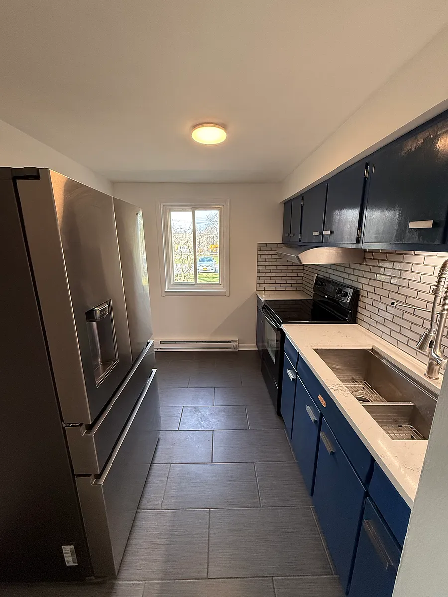 Building Photo - 61 Park Club Ln #A