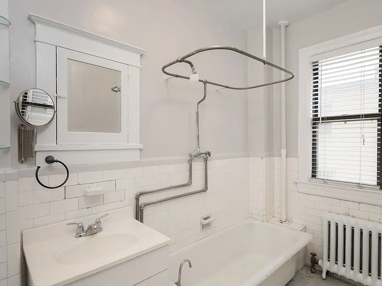 1101 L St NW #208 — Photo 10