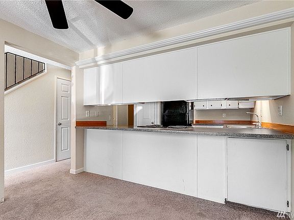 5th image of 4514 176th St SW APT F3