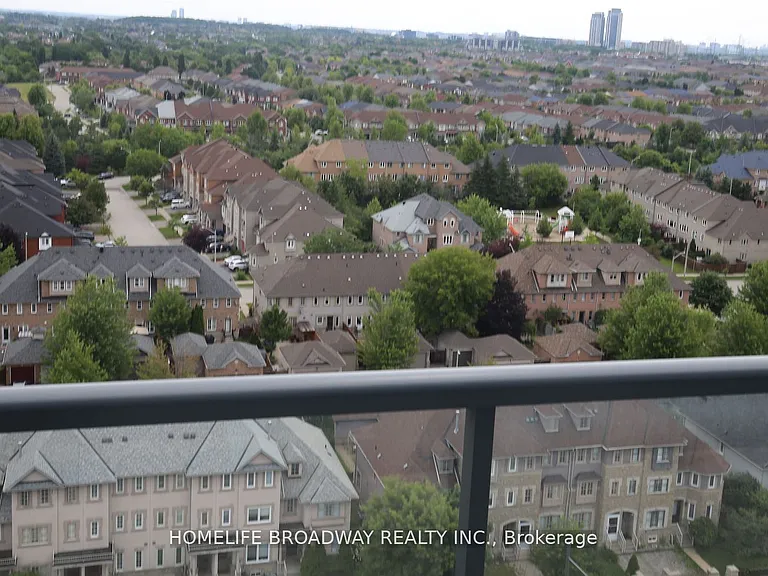 9090 Yonge St #1606B — Photo 11