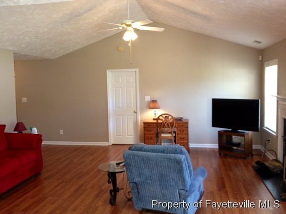 3rd image of 111 Woodland Ct