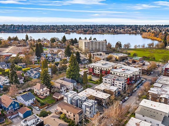 4th image of 6539 4th Ave NE #D