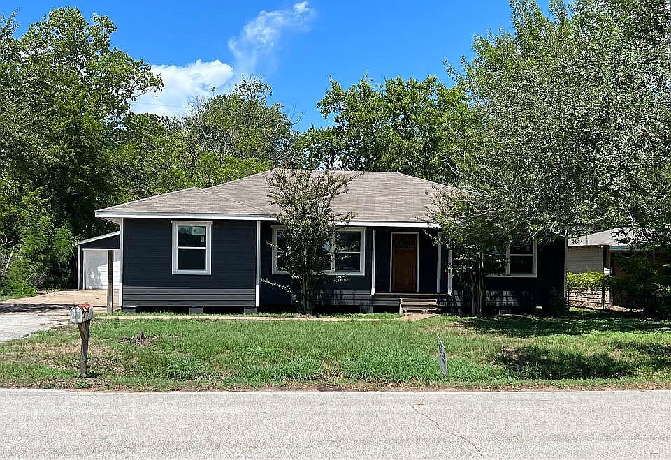 1st image of 5806 Gardenia Ln