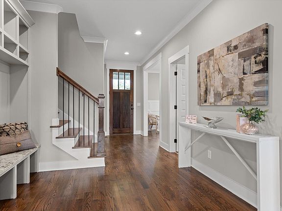 4th image of 3179 Grassland Cir