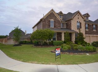 8622 Lynn Brook Ln, Baytown, TX 77523