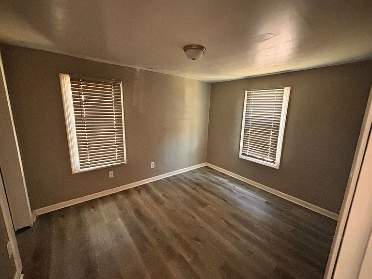 417 S Church St — Photo 11