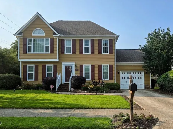 5301 Peacenest Dr, Raleigh, NC 27610