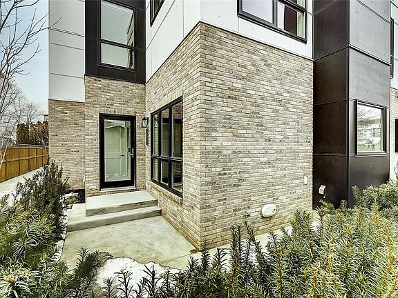 4th image of 1308 Richter St #107