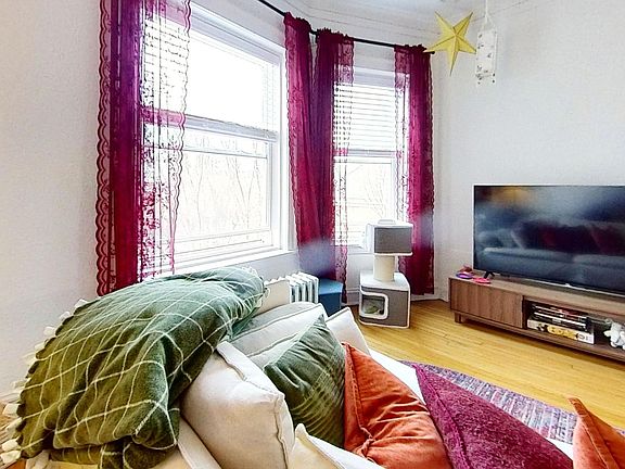 4th image of 4608-12 N Hermitage Ave #4612-3E