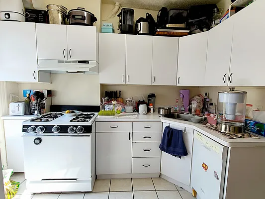 Rented by Ideal Properties Group | media 20