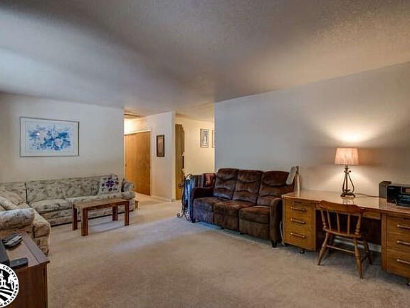 4th image of 23700 Ontario Dr