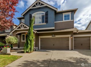 10582 191st St E, Puyallup, WA 98374