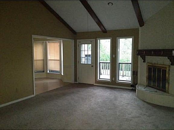 5th image of 904 Val Verde Dr