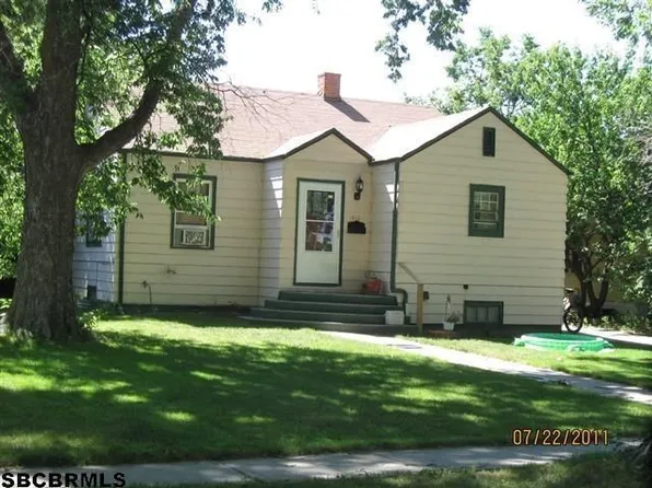 1435 6th St, Gering, NE 69341