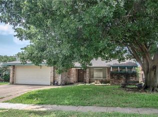 2453 Claremont Dr, Grand Prairie, TX 75052