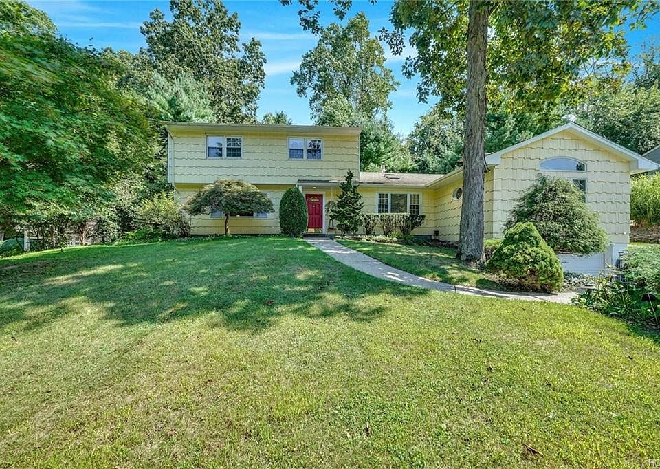 2nd image of 49 Southern Ln