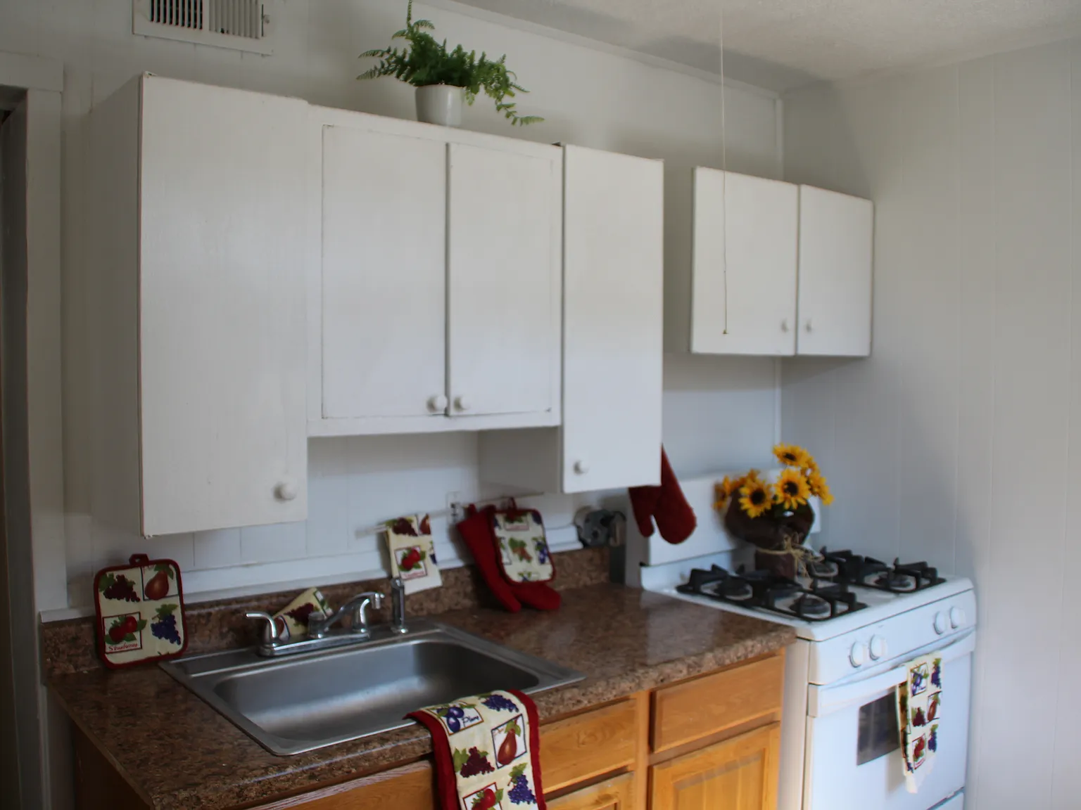 2 bed, $1,199 — Photo 3