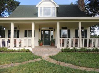 533 Bybee Rd, Round Top, TX 78954