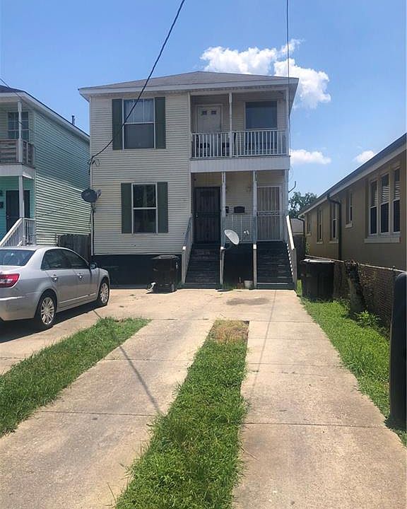 1st image of 2713-15 Annette St