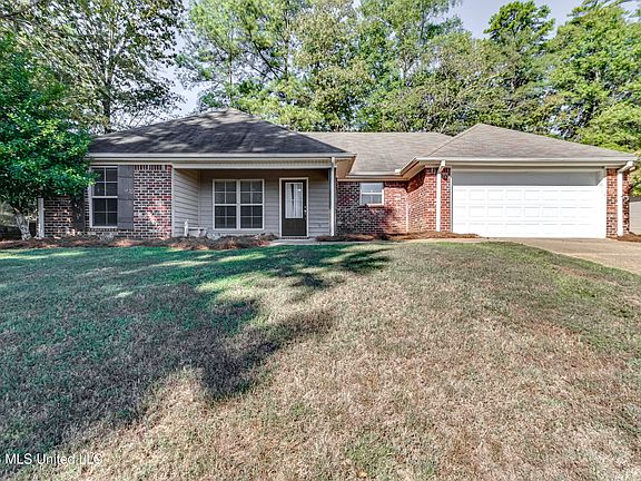 2nd image of 606 Briars Bnd