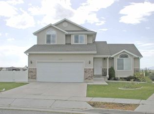 1148 E 6000 S, South Ogden, UT 84405