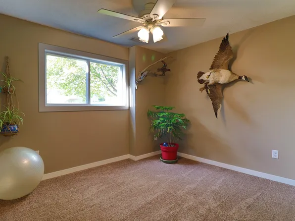 109 N Foss Ave, Sioux Falls, SD 57110
