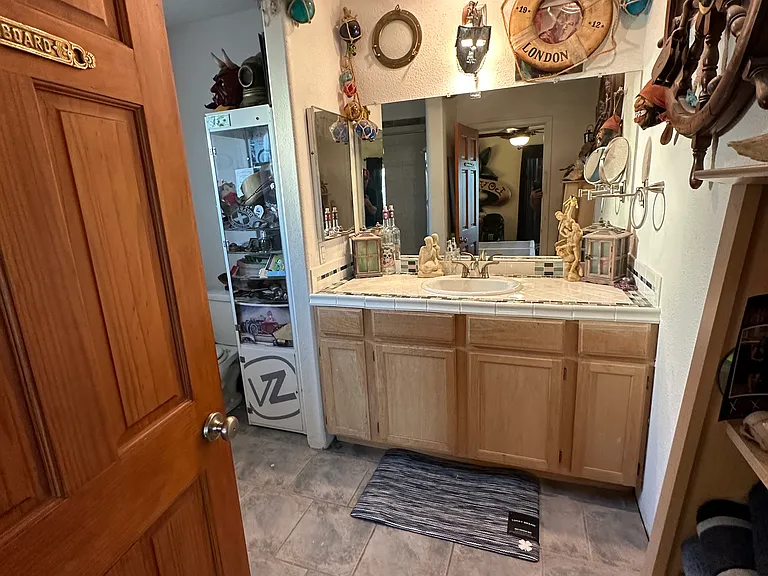 301 Hillside Dr — Photo 21