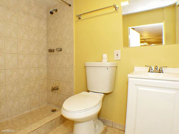 4th image of 3601 NW 174th St
