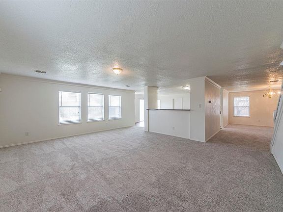 2nd image of 2311 Mainsail Ln