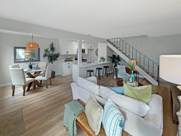 3585 Sapphire Dr APT 2, Auburn, CA 95602